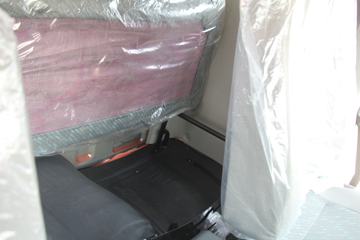 ���� ������D9 160���� 4X2 6.8����ʽ�ػ�������ͼƬ