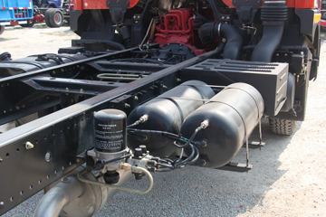 ���� ������D9 160���� 4X2 6.8����ʽ�ػ�������ͼƬ