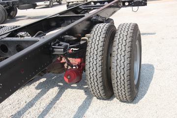 ���� ������D9 160���� 4X2 6.8����ʽ�ػ�������ͼƬ