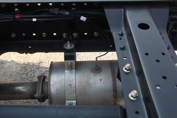 ���� ������D9 160���� 4X2 6.8����ʽ�ػ�������ͼƬ