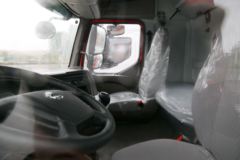 东风柳汽 乘龙H5重卡 350马力 4X2牵引车(LZ4181M5AB)