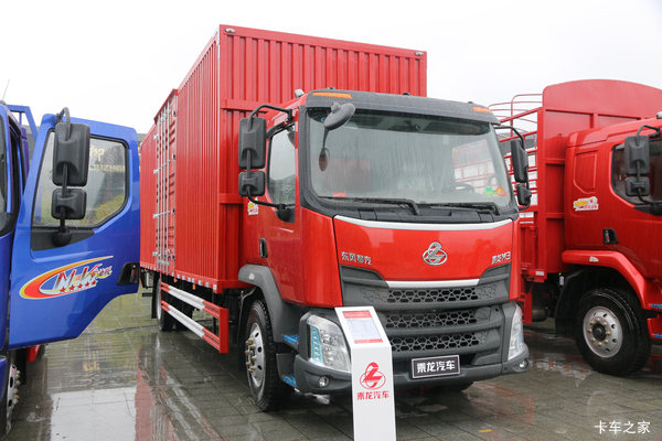 东风柳汽 新乘龙M3中卡 185马力 4X2 6.2米排半厢式载货车(LZ5181XXYM3AB)