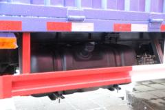 东风柳汽 乘龙L3 160马力 4X2 5.2米单排栏板载货车(LZ1090L3AB)