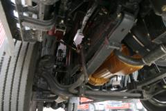 东风柳汽 新乘龙M3中卡 210马力 4X2 7.65米厢式载货车(LZ5163XXYM3AB)