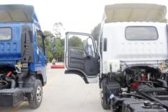 现代商用车 致道300M 129马力 4.18米单排轻卡底盘(CNJ1040ZDB33V)