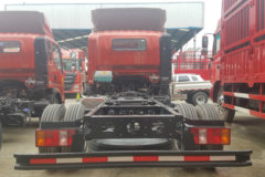 中国重汽HOWO 悍将 129马力 3.85米排半越野栏板轻卡底盘(ZZ2047F3325E145)