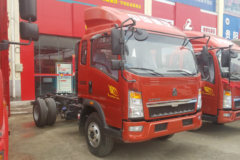 中国重汽HOWO 悍将 129马力 3.85米排半越野栏板轻卡底盘(ZZ2047F3325E145)