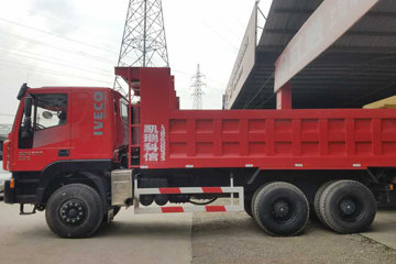 �������� ��ʨC500�ؿ� 390���� 6X4 6����ж��(CQ3256HTVG424L)ͼƬ