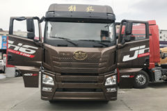 青岛解放 JH6重卡 460马力 6X4牵引车(CA4250P25K2T1E5A)