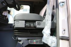 斯堪尼亚 G系列重卡 410马力 4X2牵引车(型号G410)