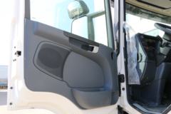 斯堪尼亚 P系列重卡 410马力 6X4牵引车(型号P410) 斯堪尼亚 P系列重卡 410马力 6X4牵引车(型号P410)