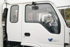 庆铃 五十铃600P 120马力 3.8米排半栏板轻卡(QL1040A1HH)