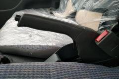 庆铃 五十铃600P 120马力 3.8米排半栏板轻卡(QL1040A1HH)