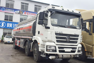陕汽重卡 德龙新M3000 220马力 6X2 运油车(楚胜牌)(CSC5251GYYS)