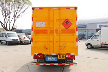 上汽跃进底盘 爆破器材运输车外观图片