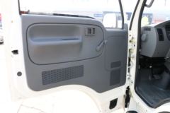 跃进 小福星S50Q 1.2L 87马力 4X2 气瓶厢式运输车(中燕牌)(BSZ5039XRQC5)