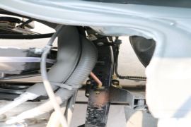 上汽跃进底盘&nbsp;爆破器材运输车底盘图片