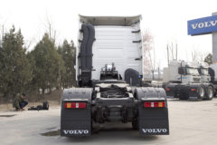 沃尔沃 新FM重卡 460马力 6X2R牵引车(后提升桥)(国五)