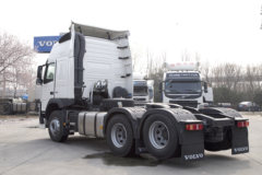 沃尔沃 新FM重卡 460马力 6X2R牵引车(后提升桥)(国五)