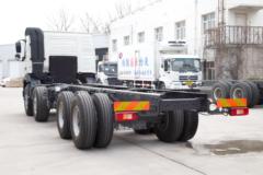 沃尔沃 FMX重卡 420马力 8X4专用车(底盘)