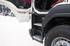 沃尔沃 FMX重卡 420马力 8X4专用车(底盘)