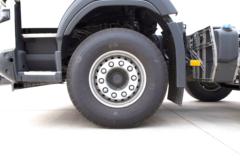 沃尔沃 FMX重卡 420马力 8X4专用车(底盘)