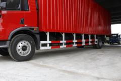 青岛解放 龙V中卡 220马力 4X2 9.65米厢式载货车(CA5189XXYPK2L7E5A80)
