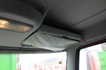 һ����� J6L�п� 180���� 4X2 6.8�ײ�դʽ�ػ���(CA5160CCYP62K1L4E5)ͼƬ