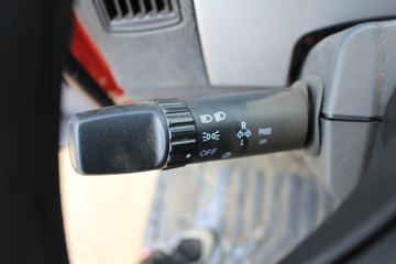 һ����� J6L�п� 180���� 4X2 6.8�ײ�դʽ�ػ���(CA5160CCYP62K1L4E5)ͼƬ