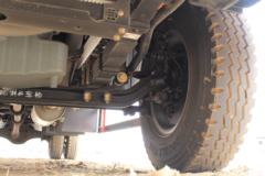 一汽解放 J6L中卡 180马力 4X2 6.8米仓栅式载货车(CA5160CCYP62K1L4E5)