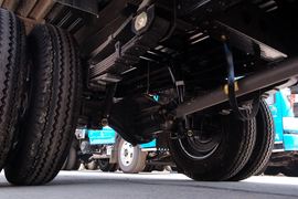 小解放&nbsp;载货车底盘                                                图片