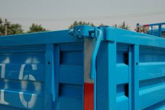 一汽通用 小解放 120马力 5.1米单排栏板载货车(CA1051K26L4-3) 一汽通用 小解放 120马力 5.1米单排栏板载货车(CA1051K26L4-3)