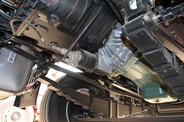 һ����� J6P�ؿ� �ʻݰ� 350���� 8X4 9.5�ײ�դʽ�ػ���(CA5310CCYP66K2L7T4E5)ͼƬ