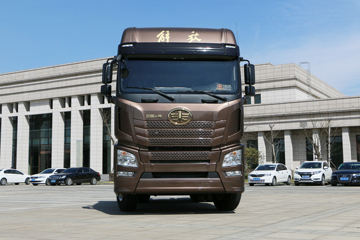 青岛解放 JH6重卡 500马力 4X2牵引车(速比3.231)(CA4180P25K2E5A80)