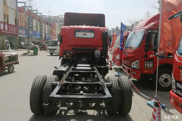 优惠 0.7万元 一汽解放 J6F载货车促销中