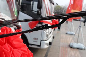Ծ�� ��ԽC300 125���� 4X2 �����������䳵(������)ͼƬ