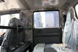 超越C系 爆破器材运输车驾驶室图片