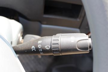 Ծ�� ��ԽC300 125���� 4X2 �����������䳵(������)ͼƬ