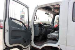 跃进 超越C300 125马力 4X2 爆破器材运输车(环达牌)(BJQ5040XQY)