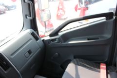 跃进 超越C300 125马力 4.1米单排厢式轻卡(NJ5041XXYZFDCMZ)(德邦蓝)