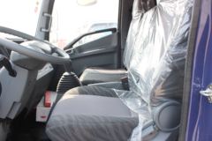 跃进 超越C300 125马力 4.1米单排厢式轻卡(NJ5041XXYZFDCMZ)(德邦蓝)