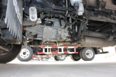 跃进 超越C300 125马力 4.1米单排厢式轻卡(NJ5041XXYZFDCMZ)(德邦蓝)