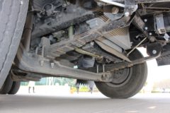 跃进 超越C300 125马力 4.1米单排厢式轻卡(NJ5041XXYZFDCMZ)(德邦蓝)