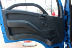 跃进 上骏X500-33 125马力 4.18米单排厢式轻卡(NJ5072XXYKFDCMZ)