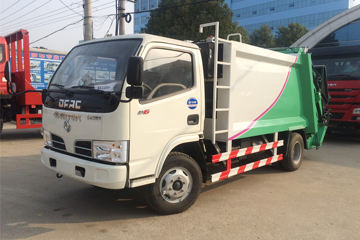 东风 多利卡D6 102马力 4X2 压缩式垃圾车(程力威牌)(CLW5070ZYSD5)