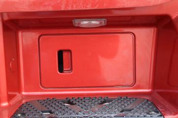 ���� ŷ��EST-A 6ϵ�ؿ� �������� 460���� 6X4 AMT�Զ���ǣ����ͼƬ