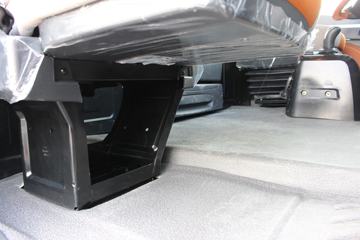 ���� ŷ��EST-A 6ϵ�ؿ� �������� 460���� 6X4 AMT�Զ���ǣ����ͼƬ