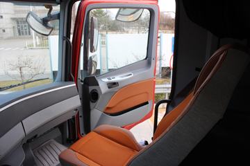 ���� ŷ��EST-A 6ϵ�ؿ� �������� 460���� 6X4 AMT�Զ���ǣ����ͼƬ