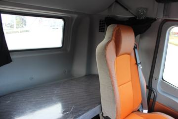 ���� ŷ��EST-A 6ϵ�ؿ� �������� 460���� 6X4 AMT�Զ���ǣ����ͼƬ