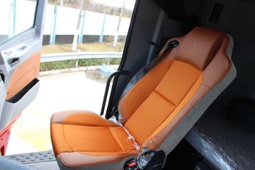 ���� ŷ��EST-A 6ϵ�ؿ� �������� 460���� 6X4 AMT�Զ���ǣ����ͼƬ